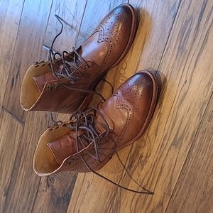 Men's Warfield & Grand WingTip Dress Boot. Size 8, Good Condition